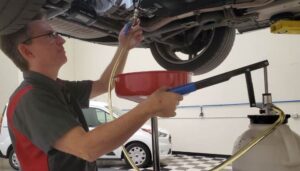 تعویض روغن گیربکس اتوماتیک با دستگاه