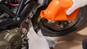 علت بالا نیامدن روغن موتور سیکلت