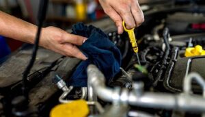 نحوه افزایش عمر موتور با روغن مناسب