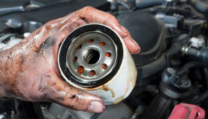 مقایسه هزینه تعمیر گیربکس با هزینه تعویض به موقع روغن